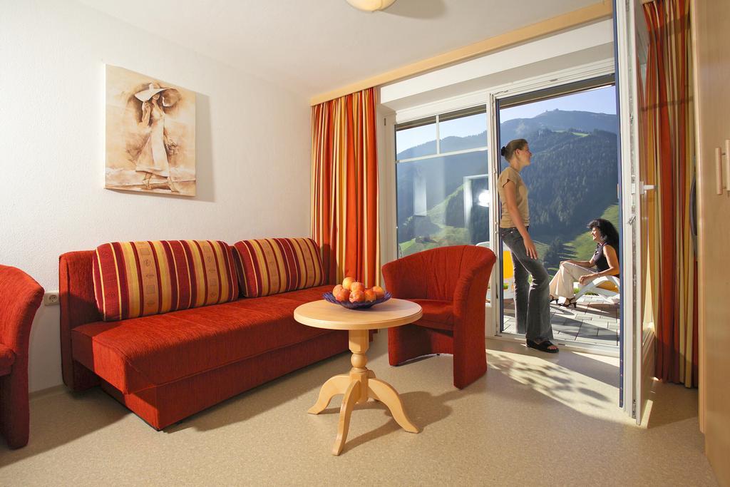 Eberharthof Apartment Saalbach-Hinterglemm Luaran gambar